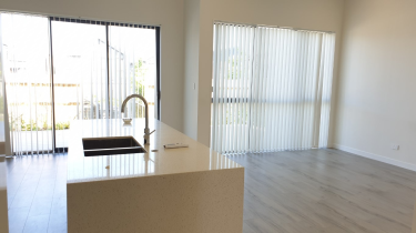 Photo of Westgate Waitakere City House - 4