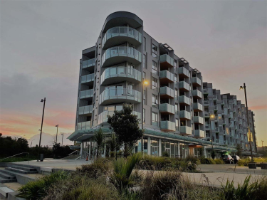 Photo of Albany North Shore City Apartment - 1