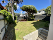Thumbnail image of Castor Bay North Shore City House - 16