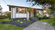 Thumbnail image of Glen Eden Waitakere City House - 12