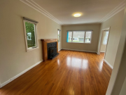Thumbnail image of Milford North Shore City House - 3