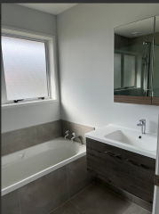 Thumbnail image of Beach Haven North Shore City House - 8