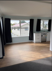 Thumbnail image of Beach Haven North Shore City House - 3