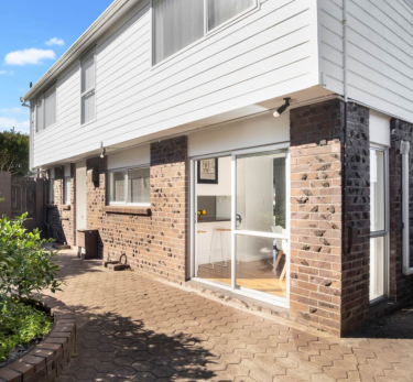 Photo of Glenfield North Shore City House - 11