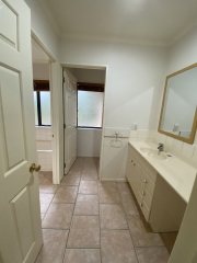 Thumbnail image of Albany North Shore City House - 5