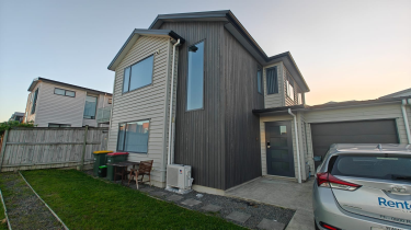 Click for more info about House NHP10967