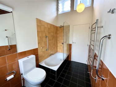 Photo of Remuera Auckland City Townhouse - 5