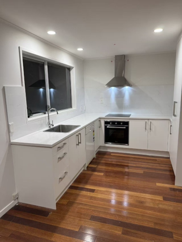 Photo of Sunnynook North Shore City House - 3