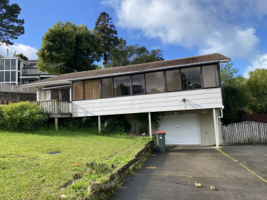 Click for more info about House NHP6557