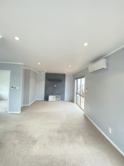 Thumbnail image of Glenfield North Shore City House - 10