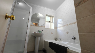 Photo of New Lynn Waitakere City House - 23