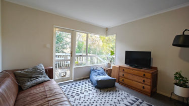 Photo of New Lynn Waitakere City House - 2