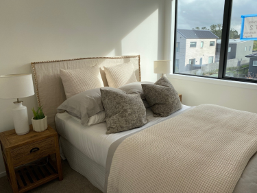 Photo of Whenuapai Waitakere City Townhouse - 11