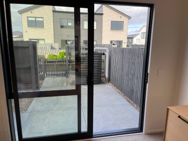 Photo of Whenuapai Waitakere City Townhouse - 4