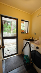 Thumbnail image of Northcross North Shore City House - 9