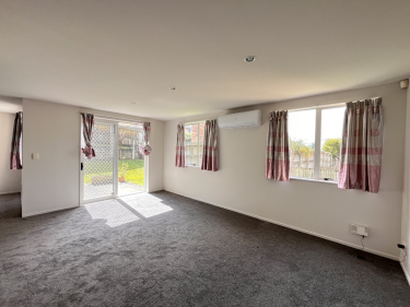 Photo of Massey Waitakere City House - 3