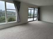 Thumbnail image of Torbay North Shore City House - 9