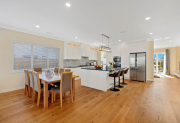 Thumbnail image of Long Bay North Shore City House - 7