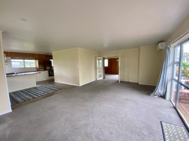Photo of Dairy Flat Rodney House - 5