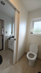 Thumbnail image of Unsworth Heights North Shore City House - 18