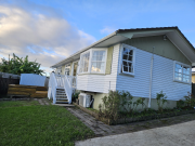 Thumbnail image of Glenfield North Shore City House - 1