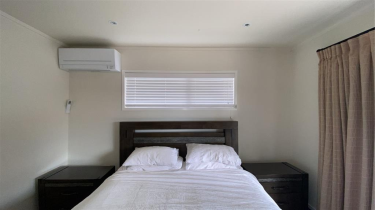 Photo of Greenhithe North Shore City House - 20