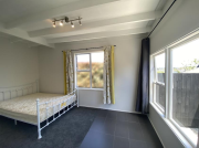 Thumbnail image of Forrest Hill North Shore City House - 13