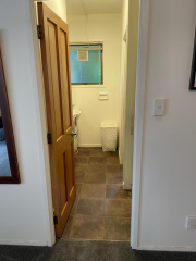 Thumbnail image of Castor Bay North Shore City House - 11