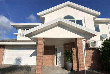 Click for more info about House NHP8744