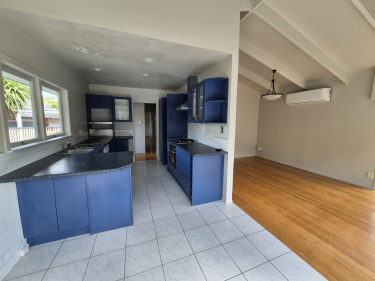 Photo of Birkdale North Shore City House - 5