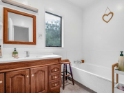 Thumbnail image of Birkenhead North Shore City House - 4