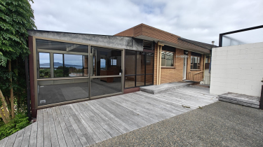 Photo of Castor Bay North Shore City House - 32