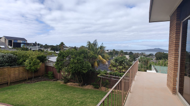 Photo of Castor Bay North Shore City House - 33