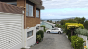Thumbnail image of Castor Bay North Shore City House - 3