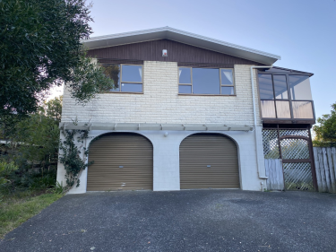 Click for more info about House NHP6171