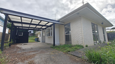 Click for more info about House NHP7066