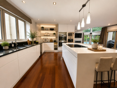 Click for more info about House NHP10803