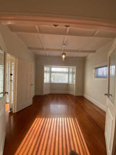 Click for more info about House NHP9787