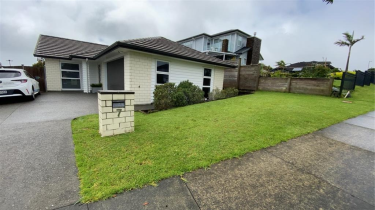 Click for more info about House NHP11496