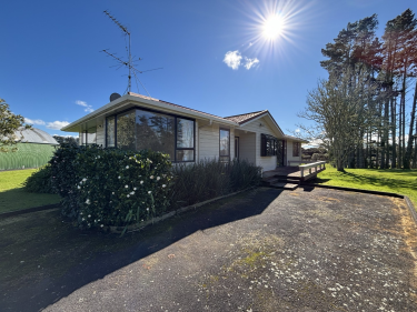 Click for more info about House NHP11818
