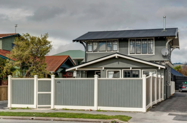 476 Hereford Street