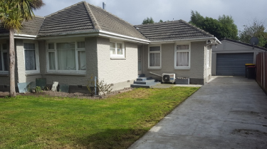 86a Springs Road