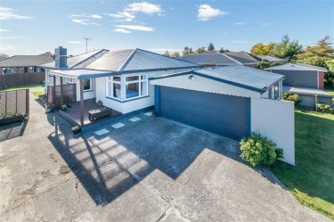 15 Daniels Road