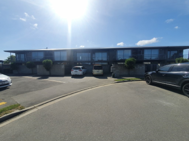 12 Siddal Place