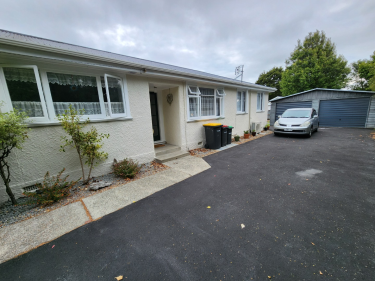 100b Middlepark Road