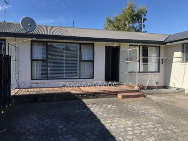4/9 Geraldine Street