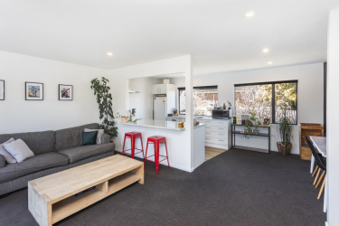 2/353 Cashel Street