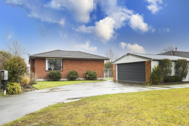 37 Mansfield Drive