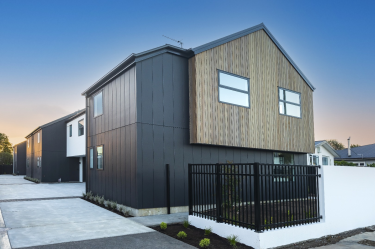 3/117 Hills Road