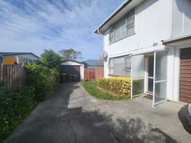 2/65 Springs Road
